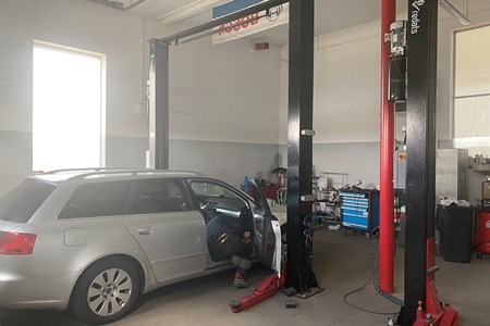 bosch-service-gacioch---naprawa-auta-jednorozec.jpg